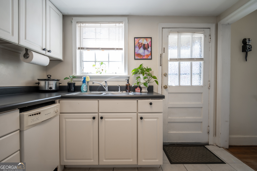 1449 Milledge Avenue - Photo 17
