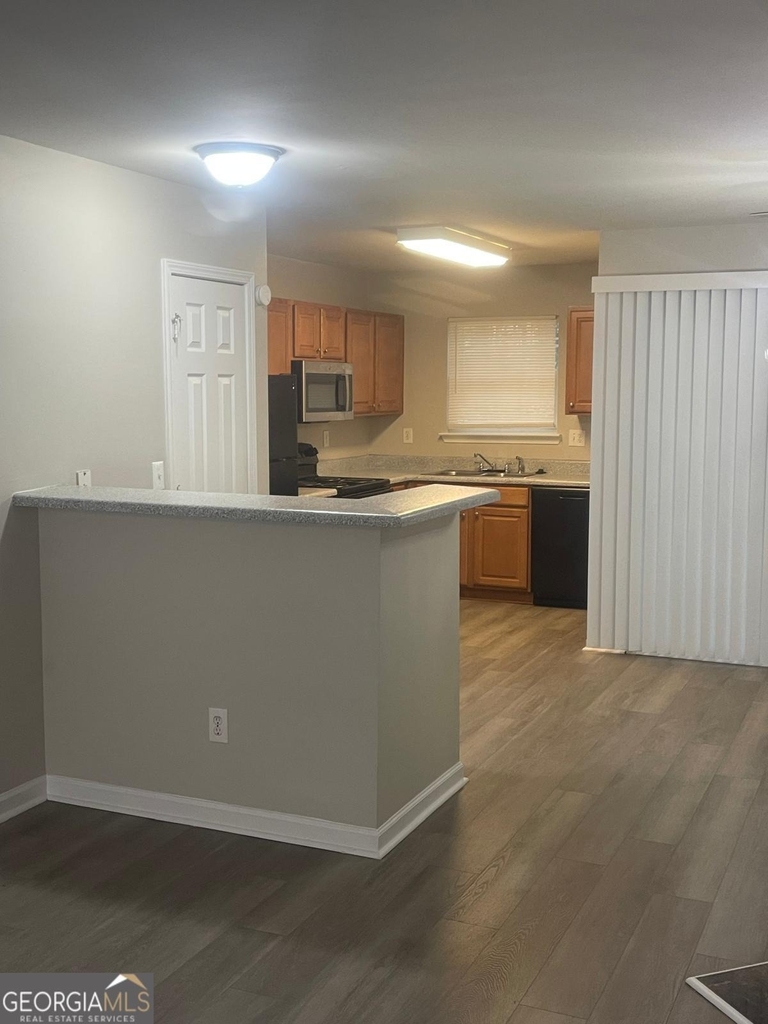 1736 Devon Drive Sw - Photo 0