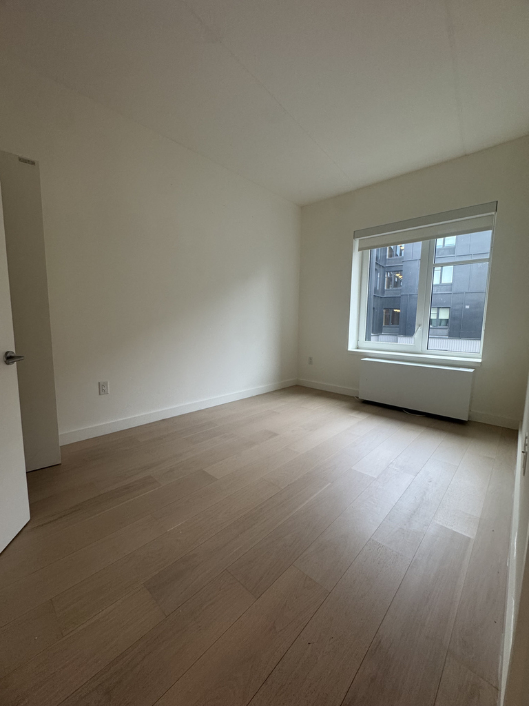 445 Gerard Avenue - Photo 4
