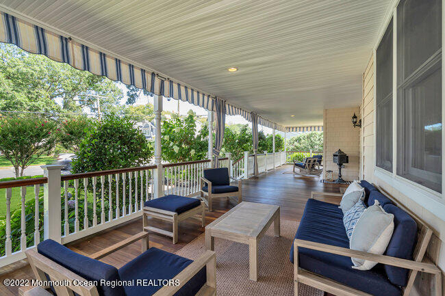 2107 3rd Avenue - Photo 5