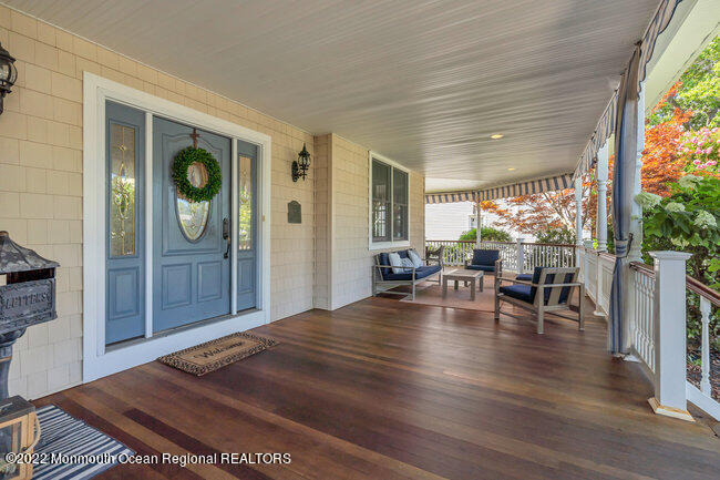 2107 3rd Avenue - Photo 3