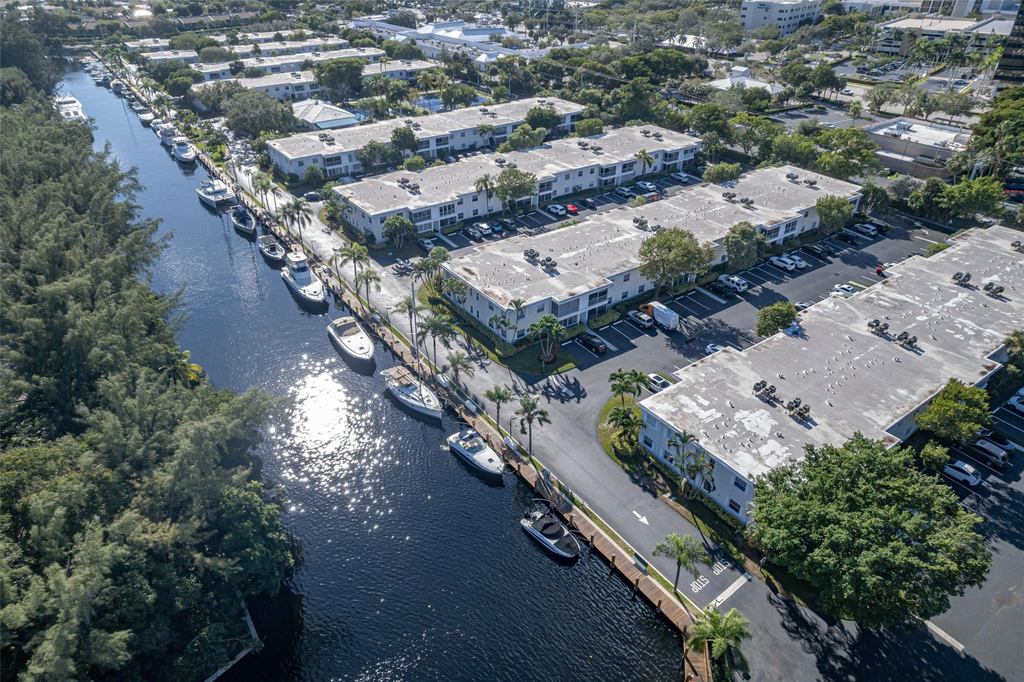 6253 Bay Club Drive - Photo 48