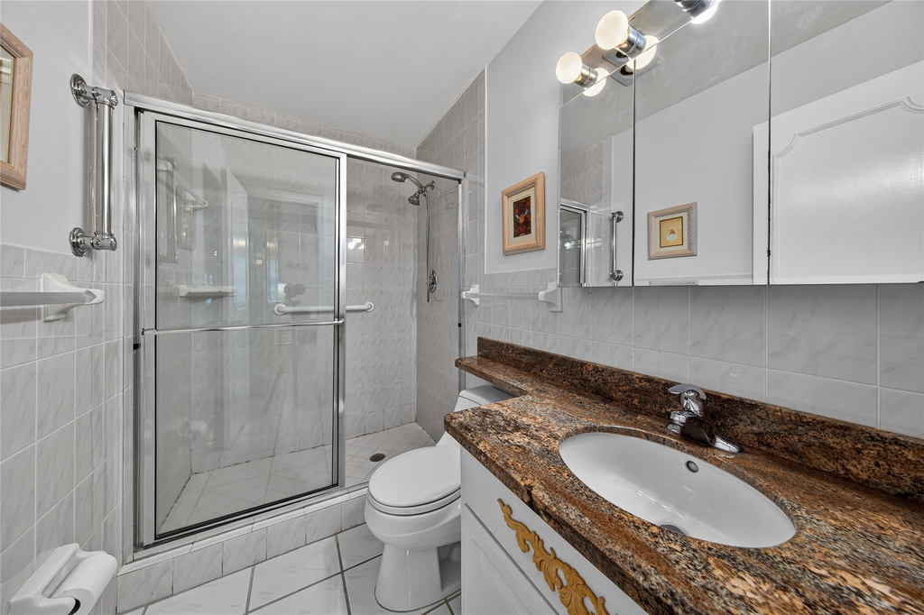 6253 Bay Club Drive - Photo 26