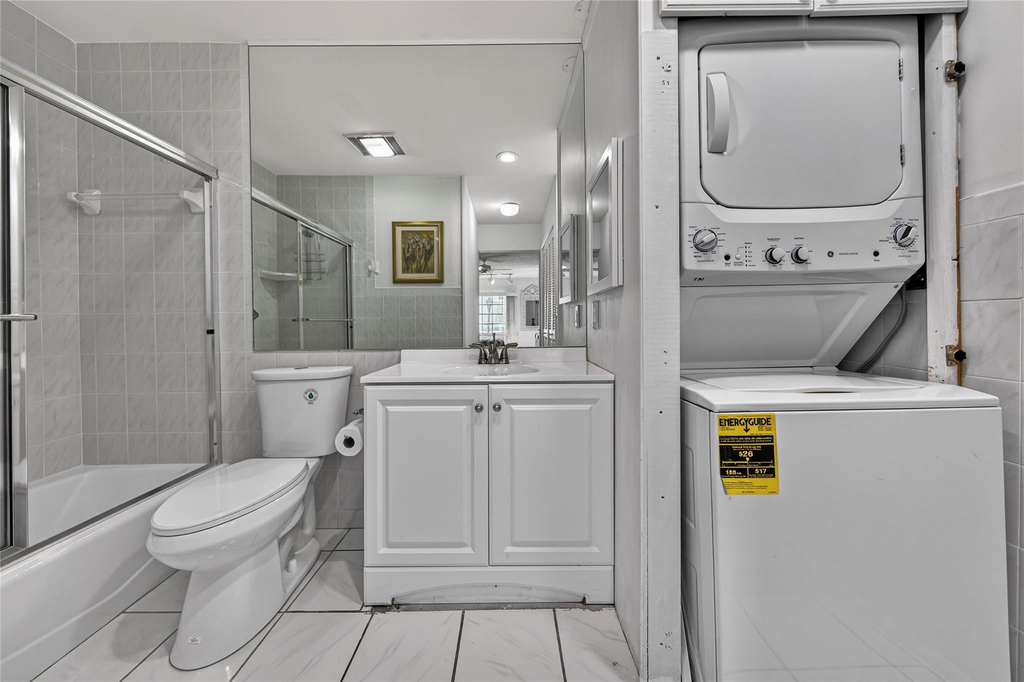 6253 Bay Club Drive - Photo 21