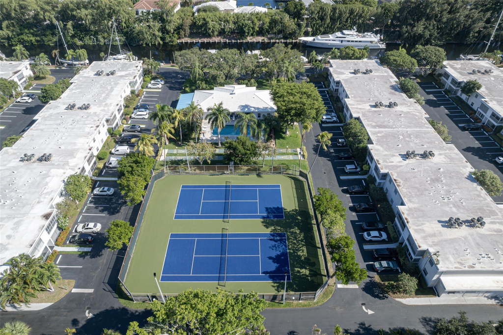 6253 Bay Club Drive - Photo 45