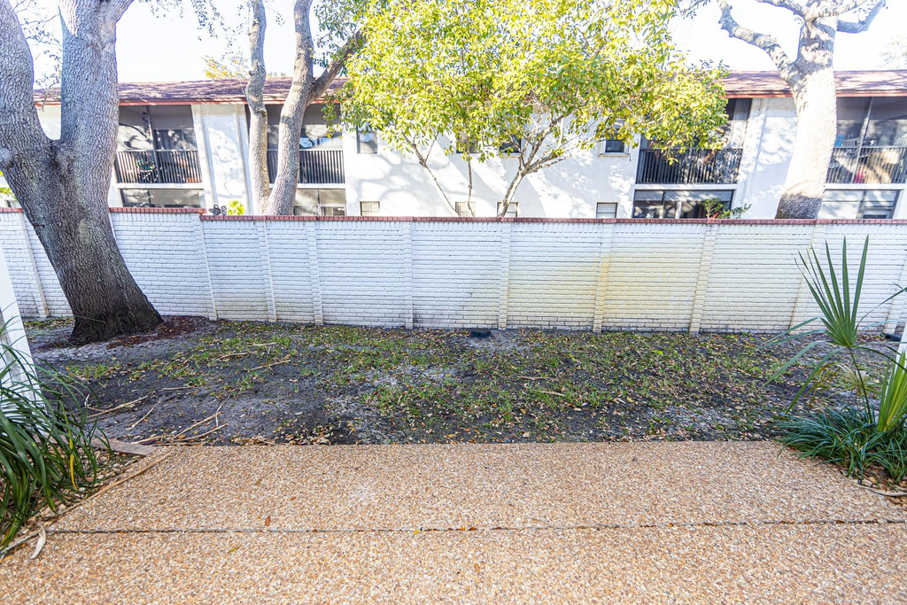 8939 Nw 23rd Street - Photo 32