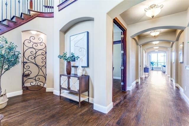 2028 Sterling Trace Drive - Photo 2