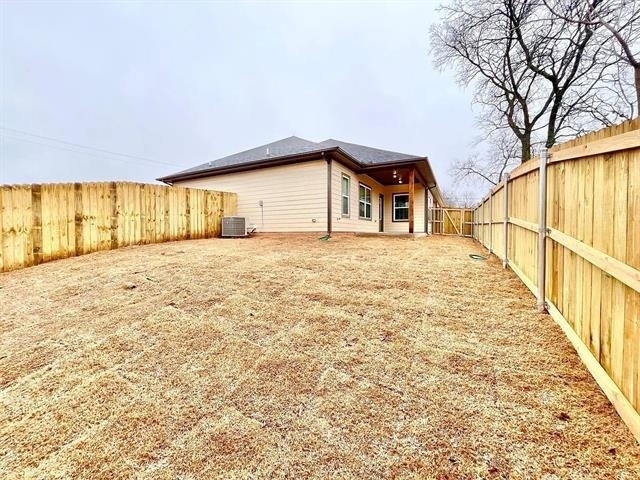 327 E Nelson Street - Photo 13