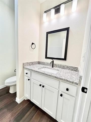 327 E Nelson Street - Photo 11