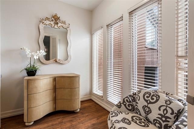 3424 Gillespie - Photo 23