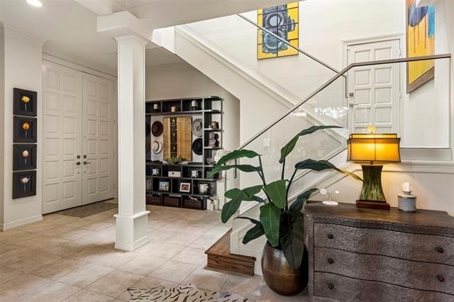 3424 Gillespie - Photo 5