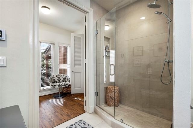 3424 Gillespie - Photo 24
