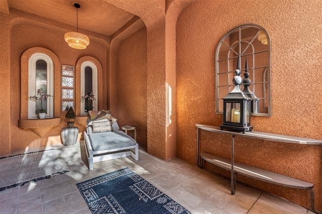 3424 Gillespie - Photo 4