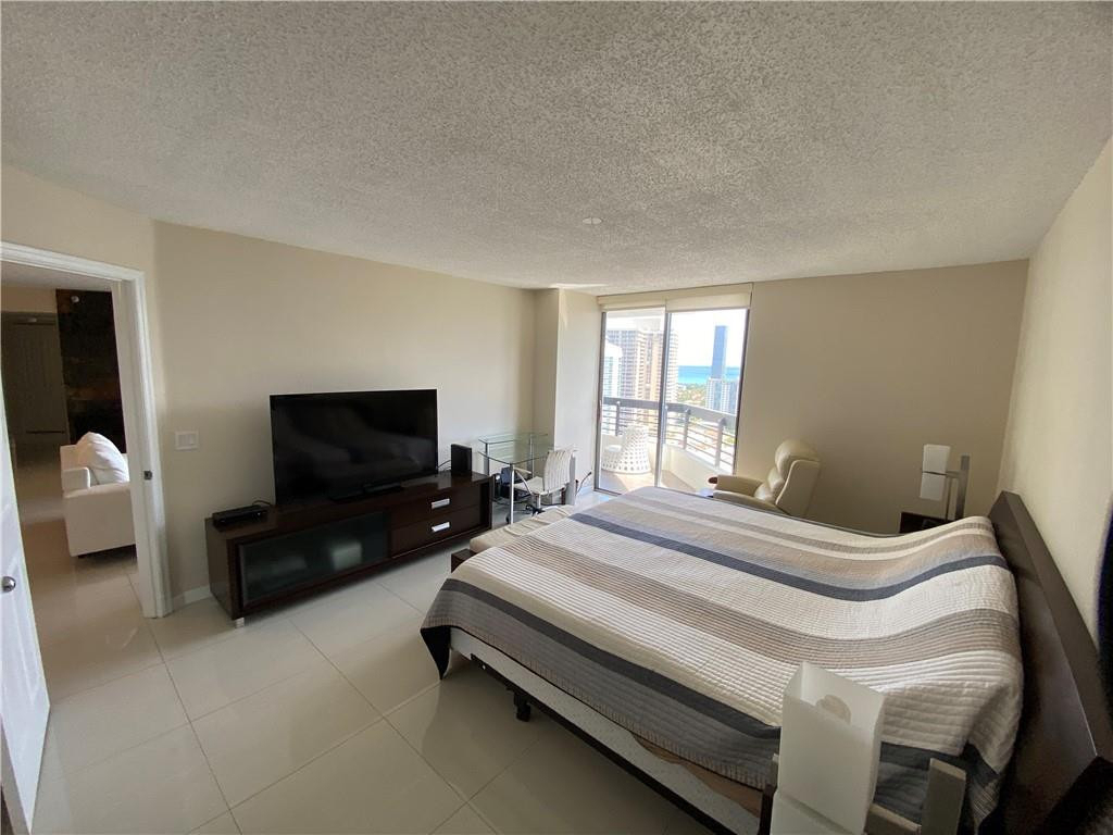 3500 Mystic Pointe Drive - Photo 9