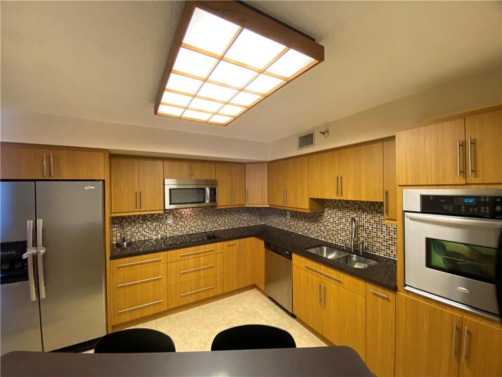 3500 Mystic Pointe Drive - Photo 7