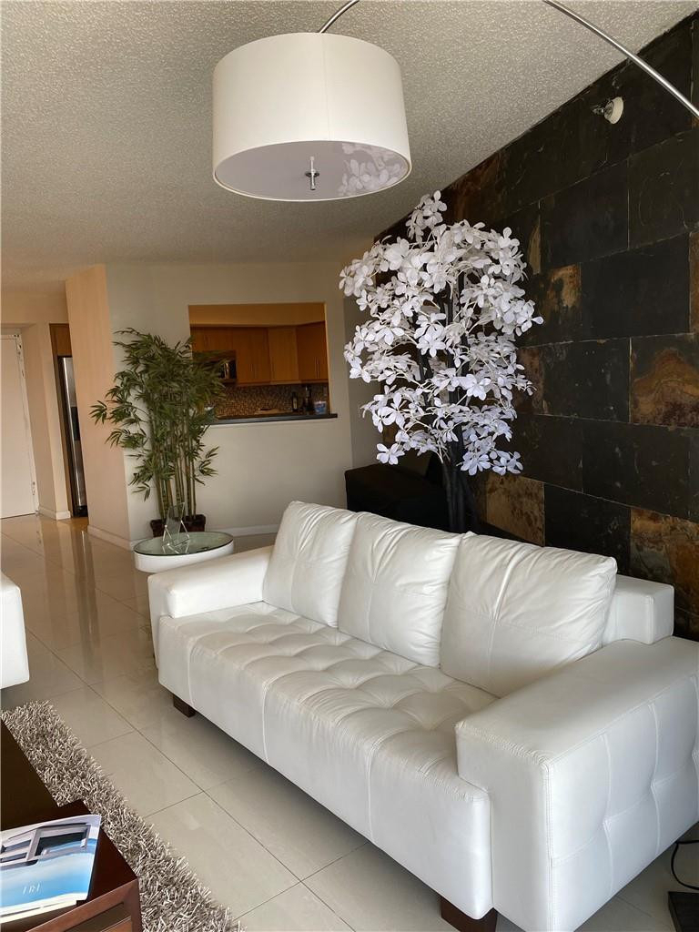 3500 Mystic Pointe Drive - Photo 5