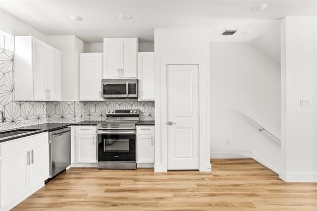 2505 Benbrook Boulevard - Photo 10