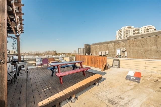 3911 Gilbert Avenue - Photo 31
