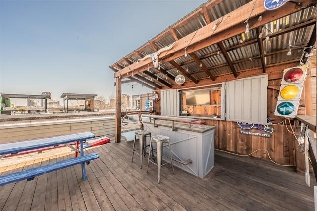 3911 Gilbert Avenue - Photo 32