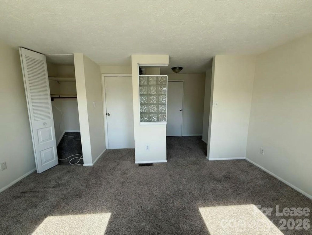 9432 Lexington Circle - Photo 23