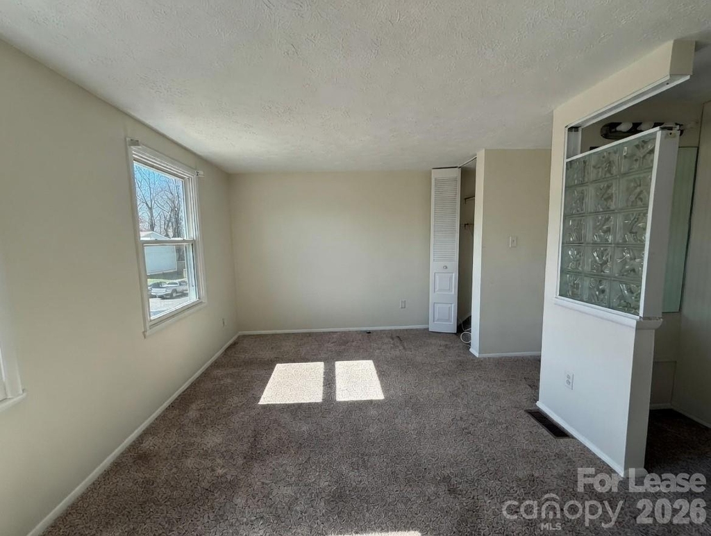 9432 Lexington Circle - Photo 19