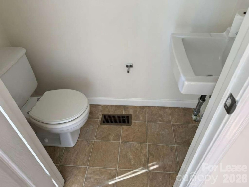 9432 Lexington Circle - Photo 12