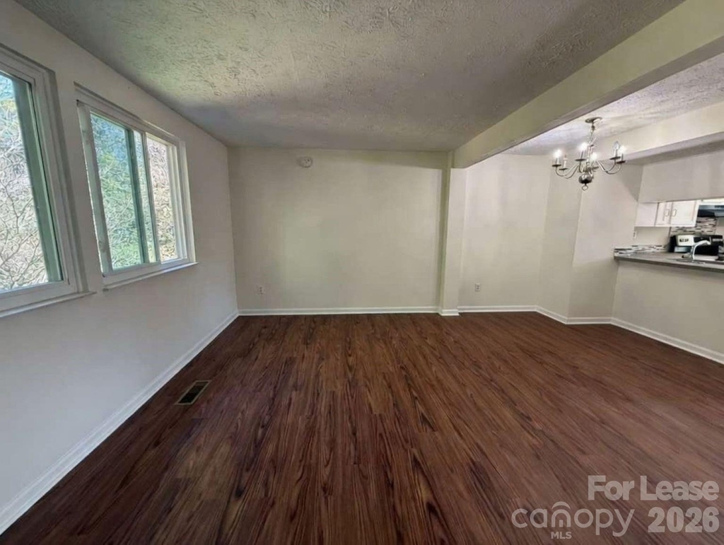 9432 Lexington Circle - Photo 5