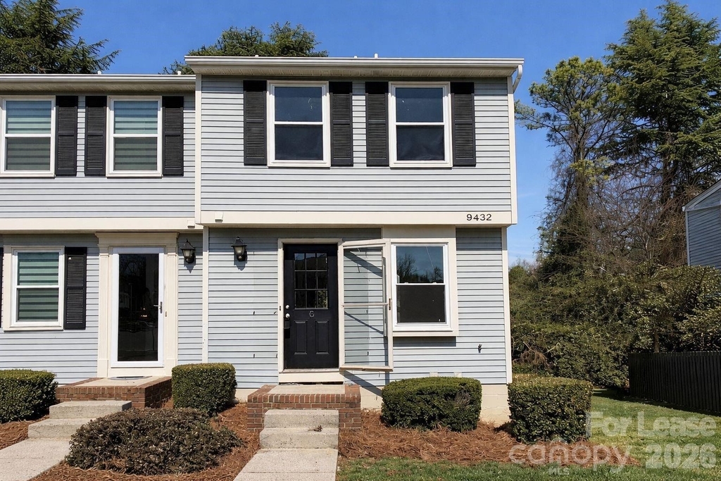 9432 Lexington Circle - Photo 0