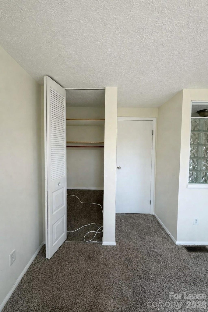 9432 Lexington Circle - Photo 17