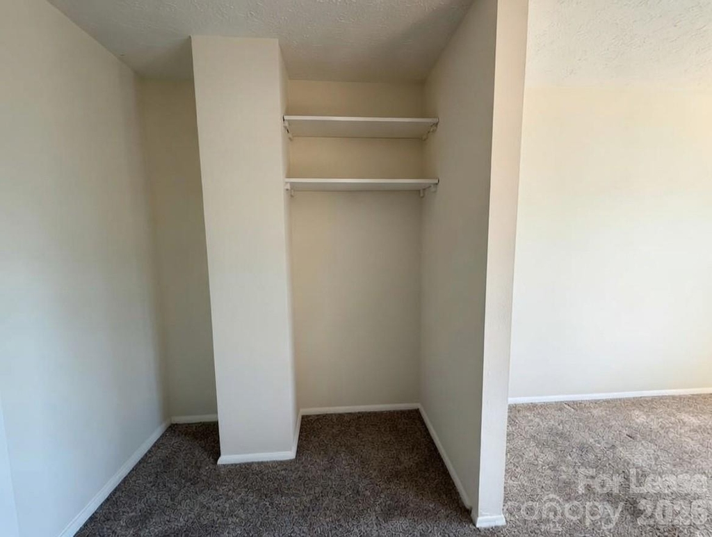 9432 Lexington Circle - Photo 16