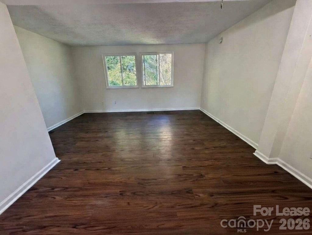 9432 Lexington Circle - Photo 11