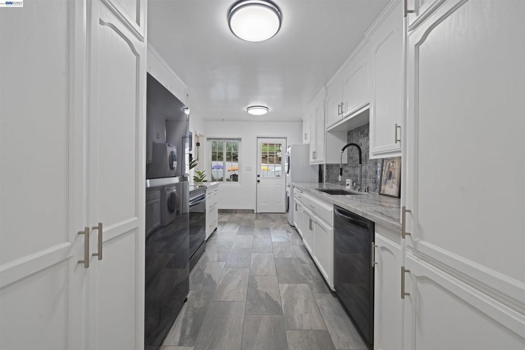 22123 Main St - Photo 9