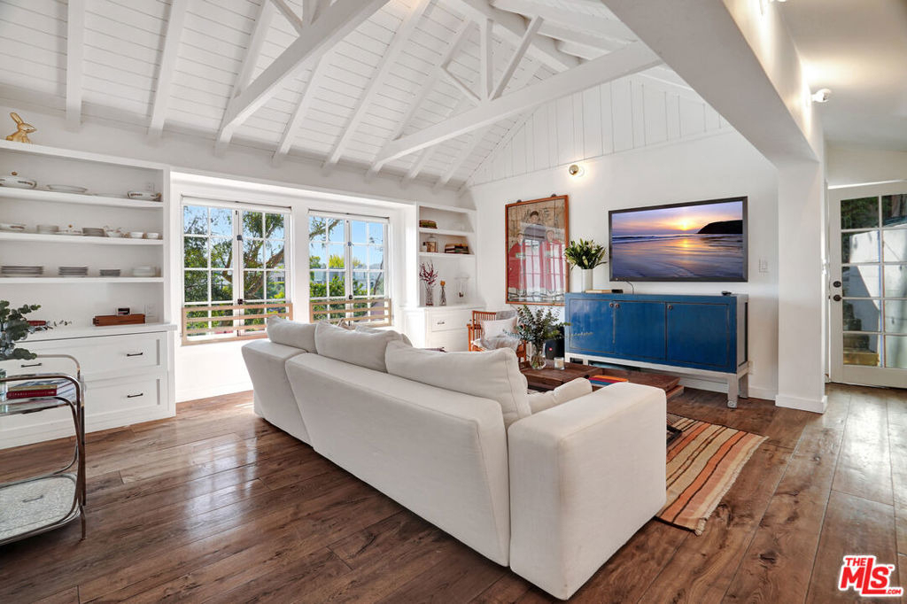 3531 Wonder View Drive - Photo 3