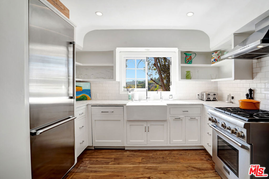 3531 Wonder View Drive - Photo 4