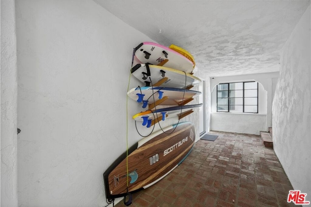 31500 Victoria Point Road - Photo 47