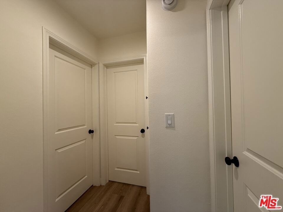 314 S Clark Drive - Photo 19