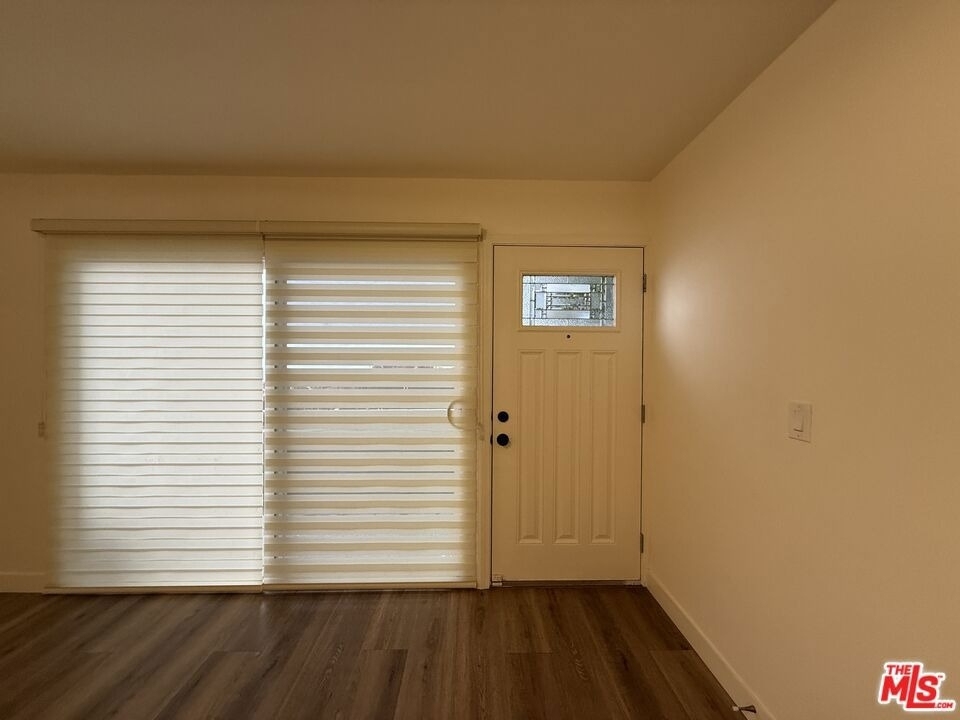 314 S Clark Drive - Photo 42