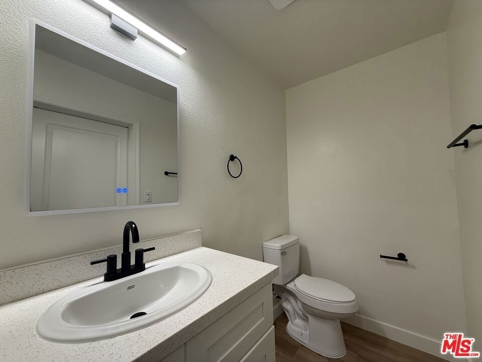 314 S Clark Drive - Photo 40