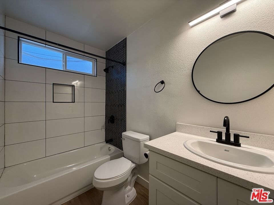 314 S Clark Drive - Photo 29