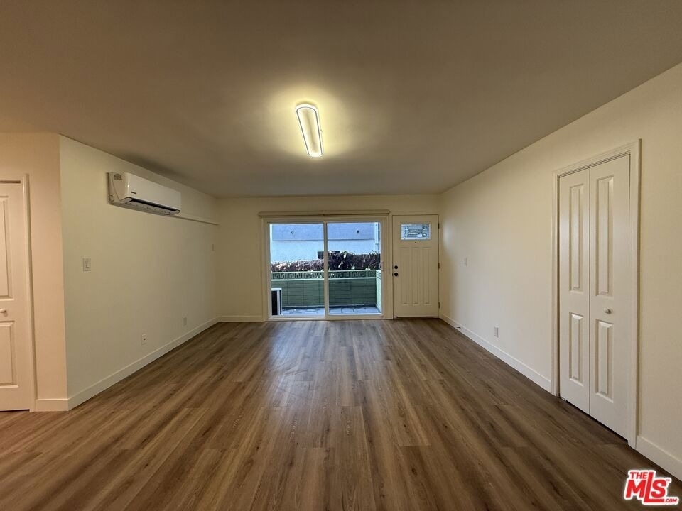 314 S Clark Drive - Photo 46