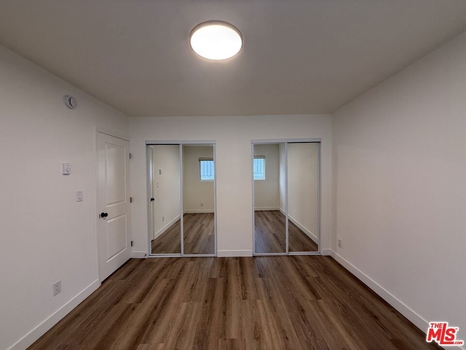 314 S Clark Drive - Photo 26
