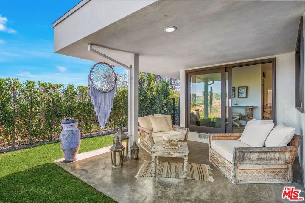 10123 Angelo View Drive - Photo 11