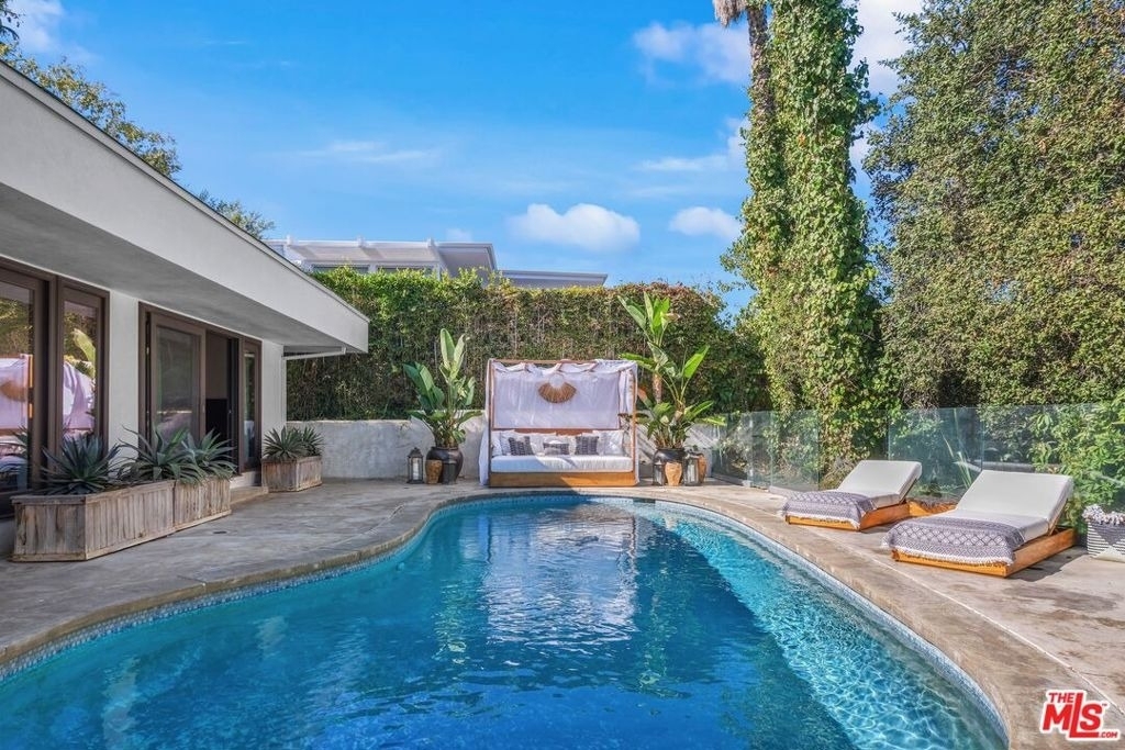 10123 Angelo View Drive - Photo 1