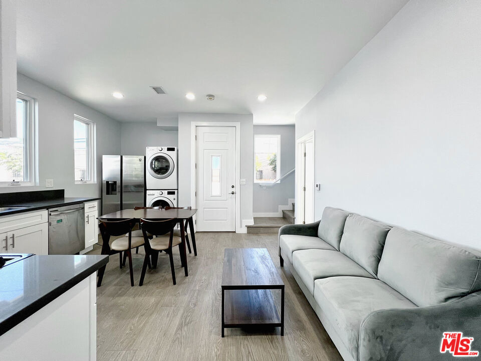 2641 S Budlong Avenue - Photo 1