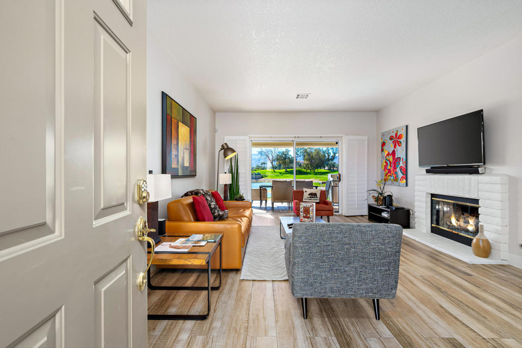 139 Villa Court - Photo 1