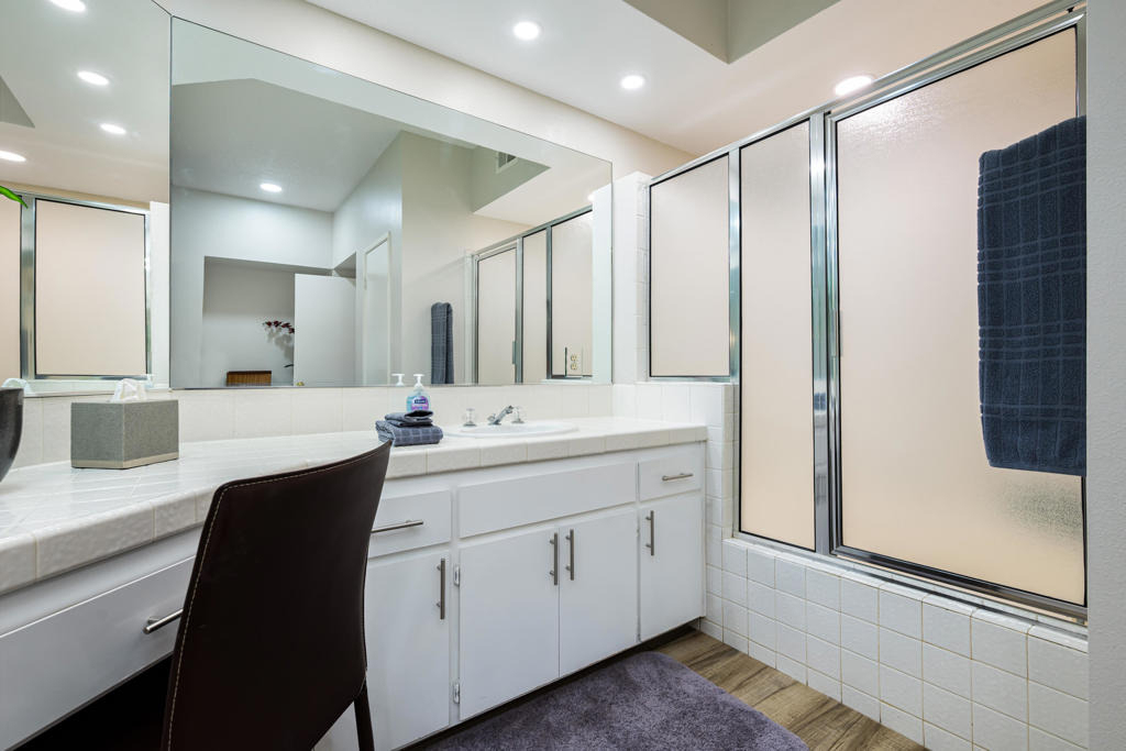 139 Villa Court - Photo 34