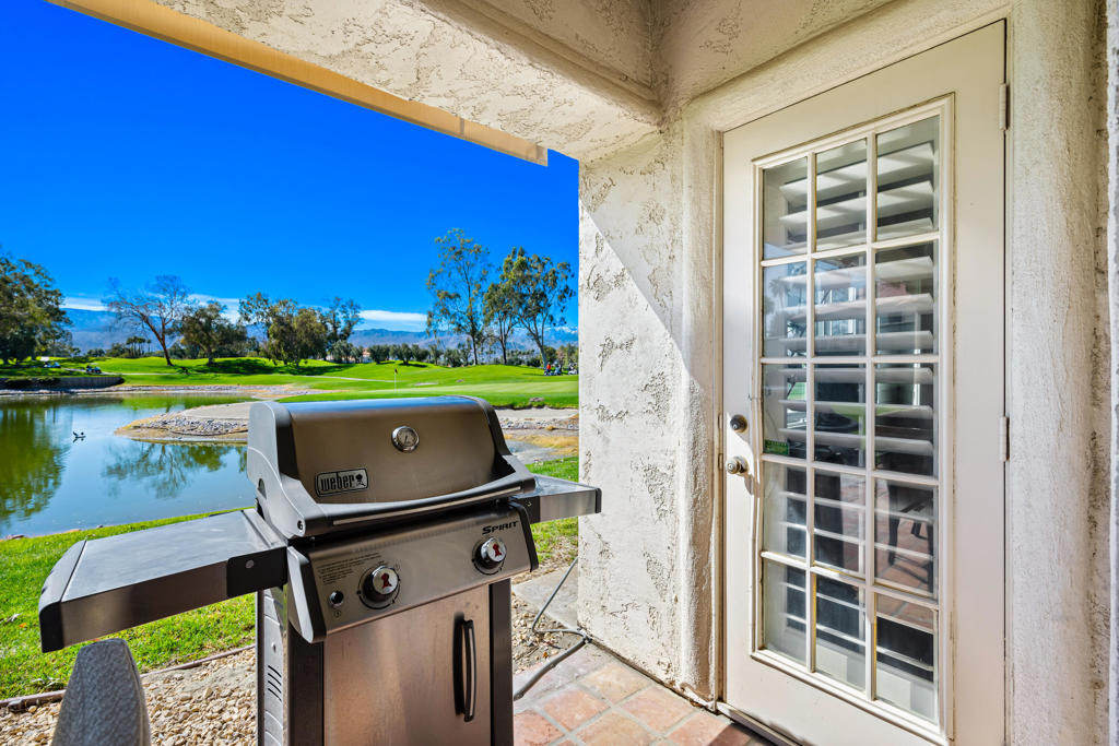 139 Villa Court - Photo 27