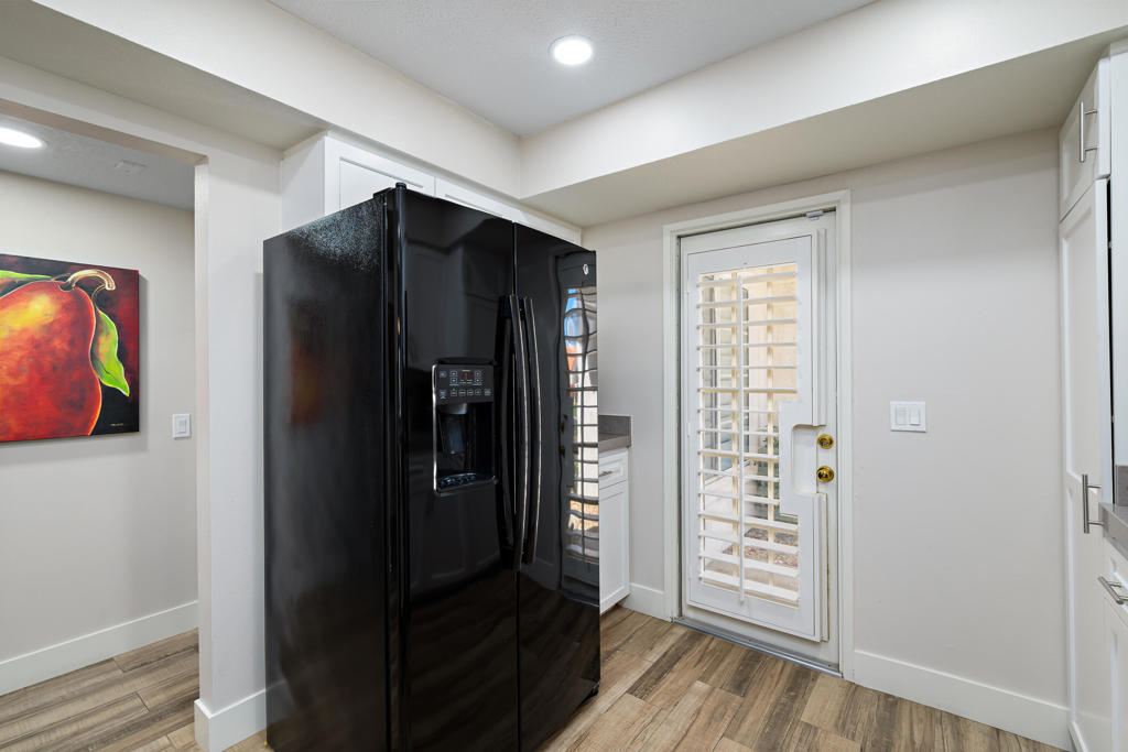 139 Villa Court - Photo 22