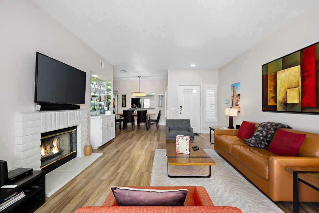 139 Villa Court - Photo 15
