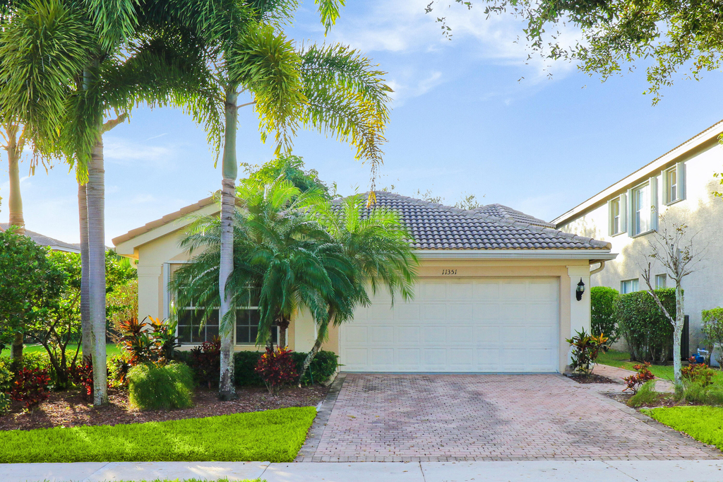11351 Majestic Acres Terrace - Photo 0